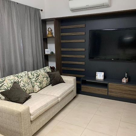 Flat Em Pitangueiras - Sacada Gourmet, 3 Dorms, Limpeza Diaria E Serv De Praia Διαμέρισμα Γκουαρούχα Εξωτερικό φωτογραφία
