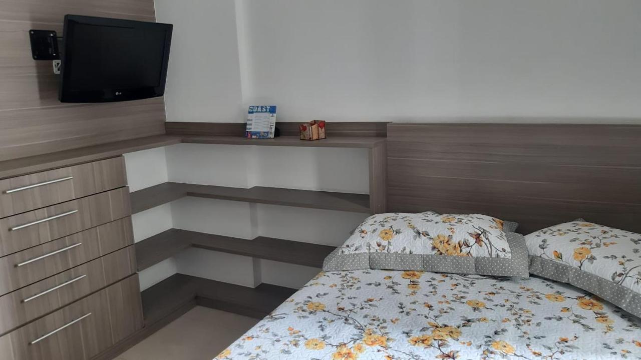 Flat Em Pitangueiras - Sacada Gourmet, 3 Dorms, Limpeza Diaria E Serv De Praia Διαμέρισμα Γκουαρούχα Εξωτερικό φωτογραφία