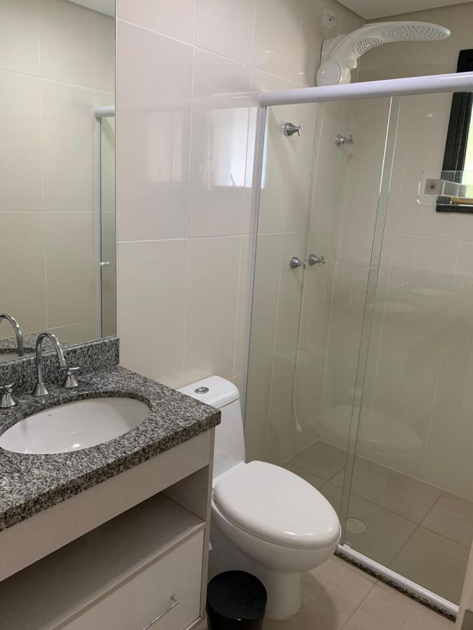 Flat Em Pitangueiras - Sacada Gourmet, 3 Dorms, Limpeza Diaria E Serv De Praia Διαμέρισμα Γκουαρούχα Εξωτερικό φωτογραφία
